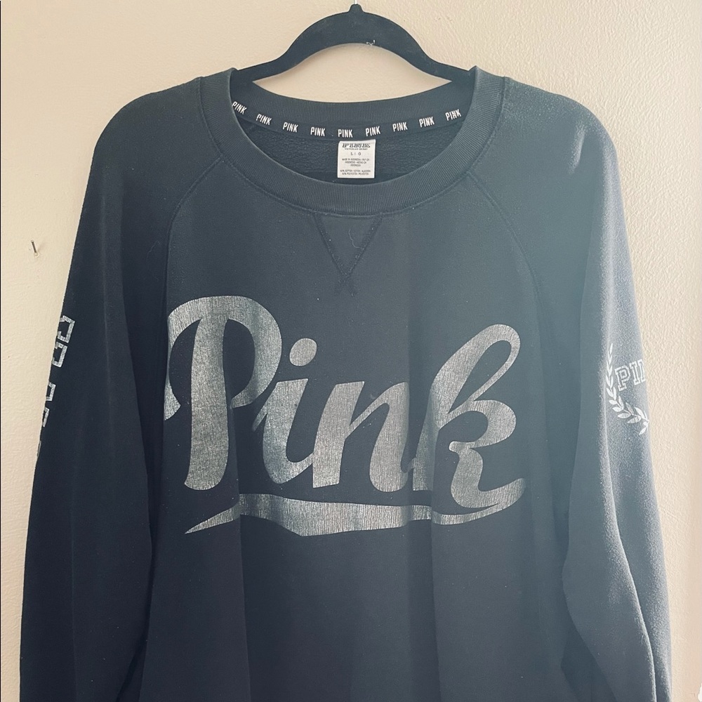CREW NECK